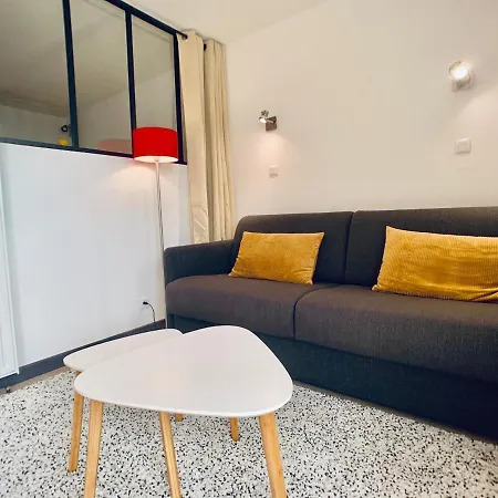 1ere Ligne Vue Port Avec Balcon, Piscine Apartment Agde