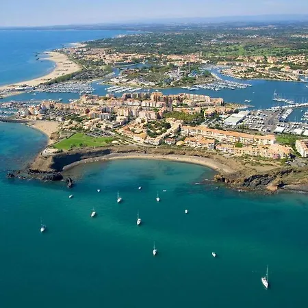 1ere Ligne Vue Port Avec Balcon, Piscine Apartment *